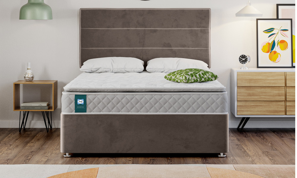 Sealy Kingsley Divan Set