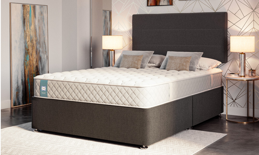 Sealy Oakmont Divan Set
